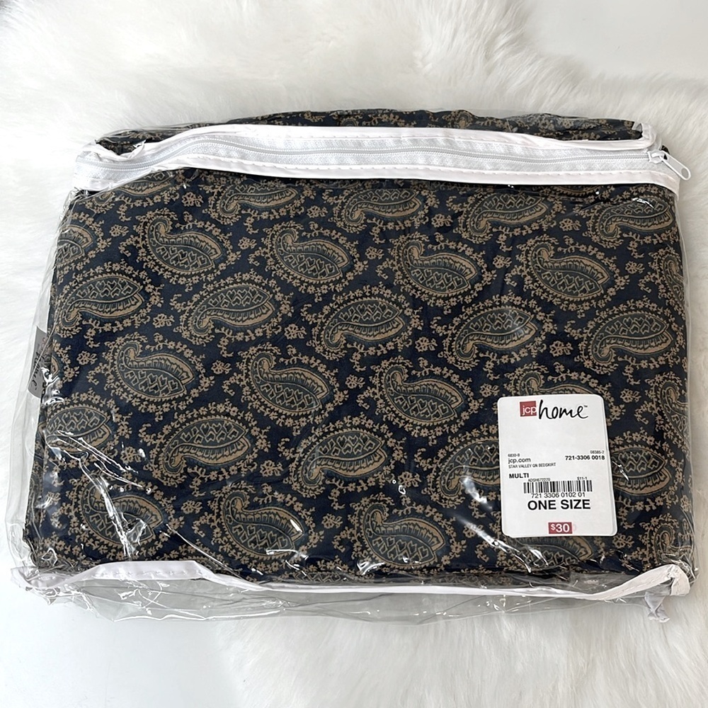 JCP Home Star Valley Queen Bedskirt Paisley Floral Print Navy Blue Gold New - Picture 2 of 8